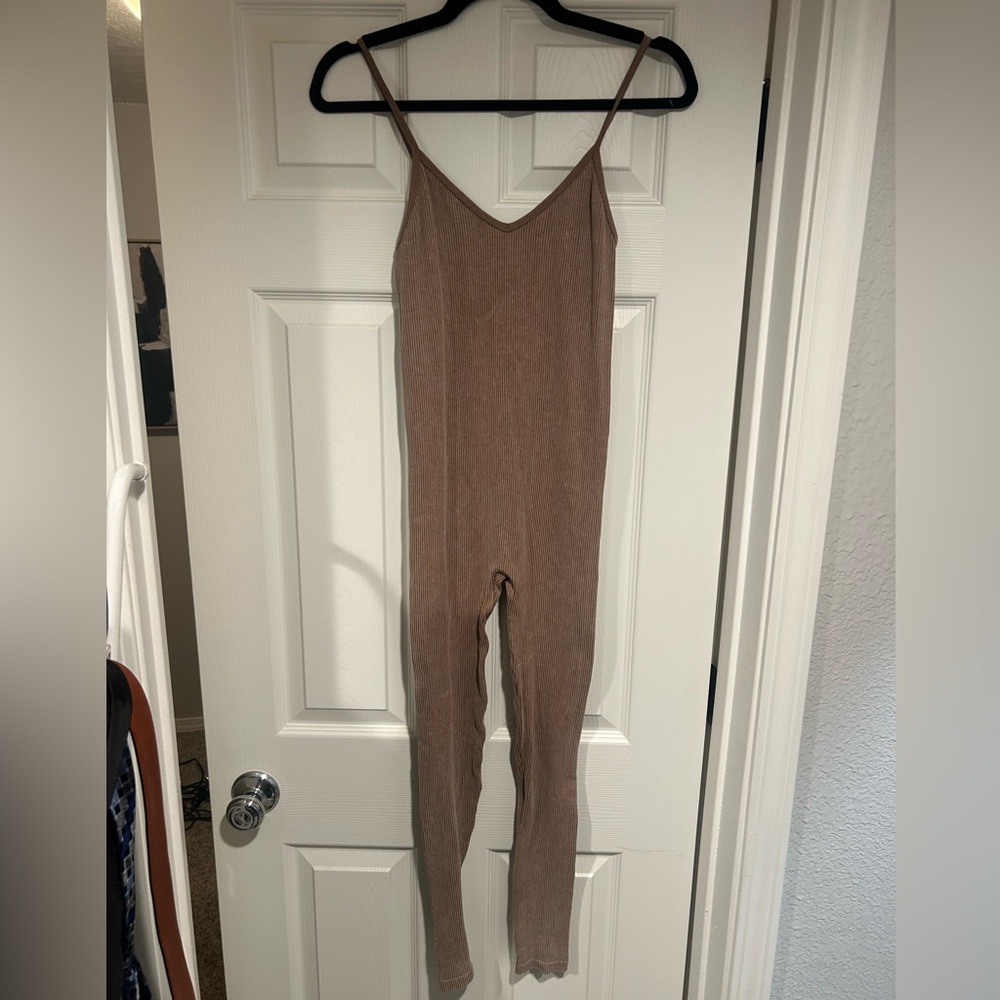 Apricot Lane Fitfluential Style Athletic Jumpsuit